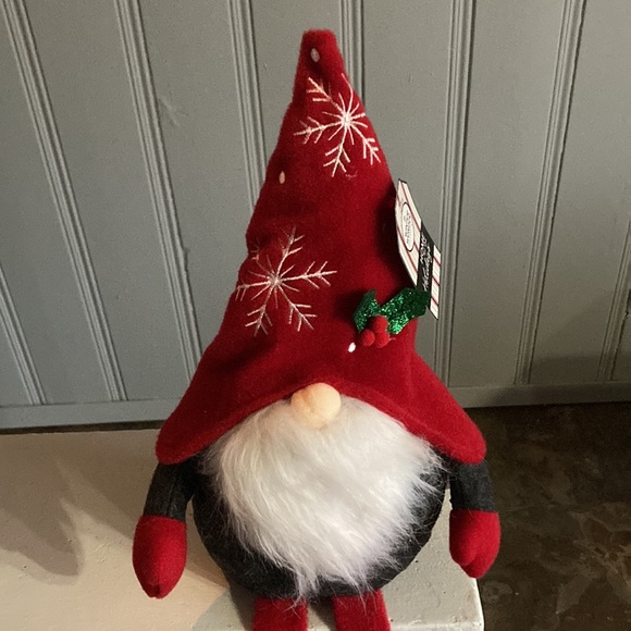 Brand NWT 22” Absolutely Precious Red Christmas Holiday Gnome Sitter Decoration - Picture 5 of 10